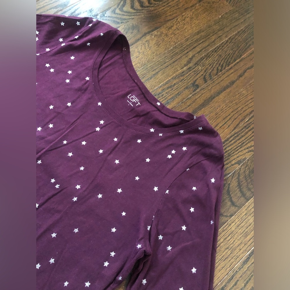 LOFT Women’s L Dark Maroon Silver Stars Long-Sleeved Boat Neck Tee - VGUC! - Picture 2 of 8